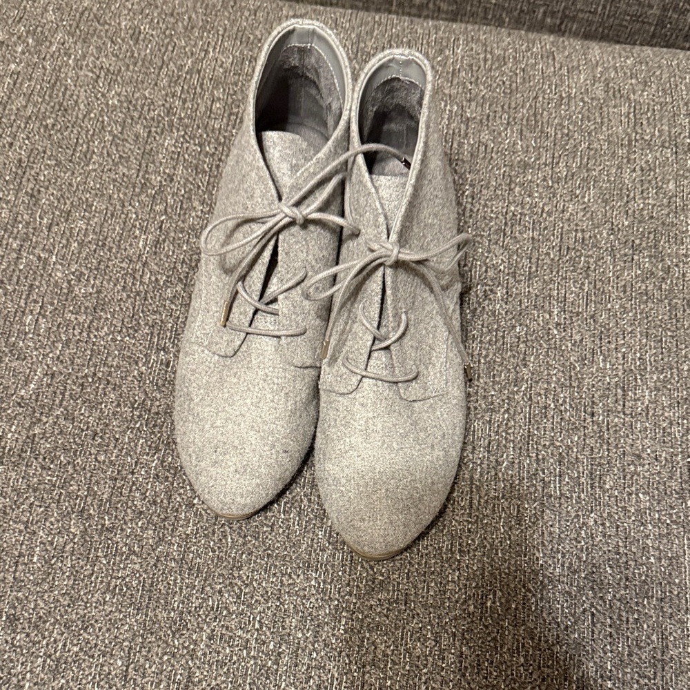 Dr. Scholl's Gray Wedges